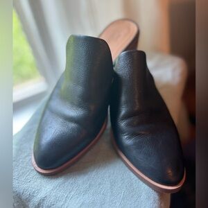 Crown Vintage mules 7.5M leather upper black